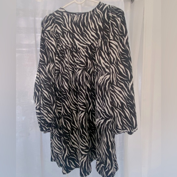 Zebra print dress - Picture 1 of 3